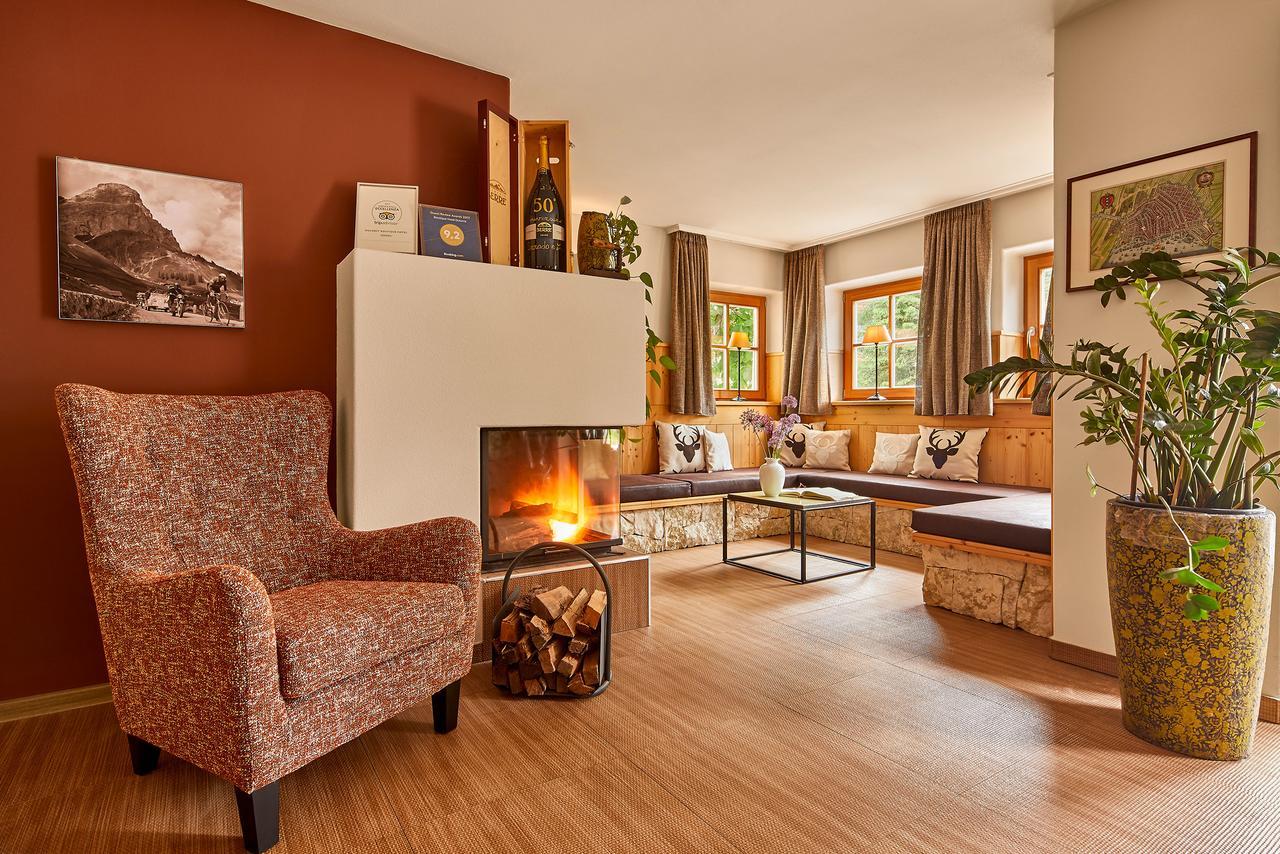 Dolomit Boutique Hotel La Villa  Eksteriør billede